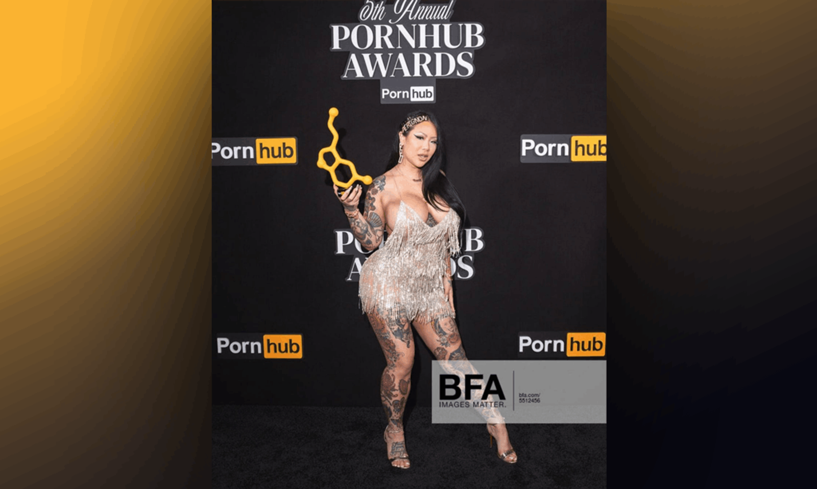 Connie Perignon Wins First Industry Award From Pornhub