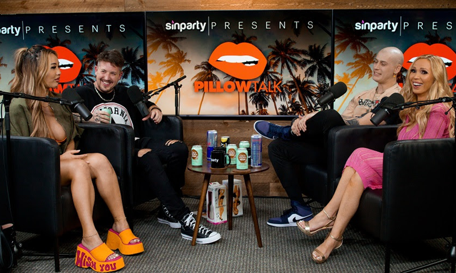 Pillowtalk podcast 3some