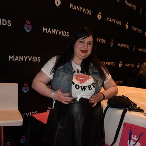 2020 AVN Expo - Chaturbate & ManyVids - Image 607885