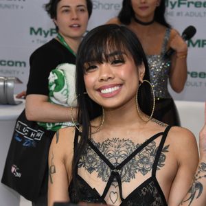 2020 AVN Expo - MyFreeCams - Image 607924