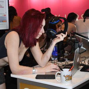 2020 AVN Expo - Chaturbate & ManyVids - Image 607834