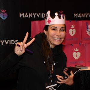 2020 AVN Expo - Chaturbate & ManyVids - Image 607874