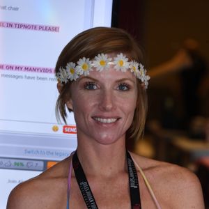 2020 AVN Expo - Chaturbate & ManyVids - Image 607825