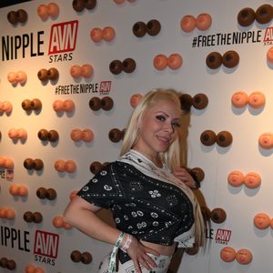 2020 AVN Expo - AVN Stars Lounge - Image 608697