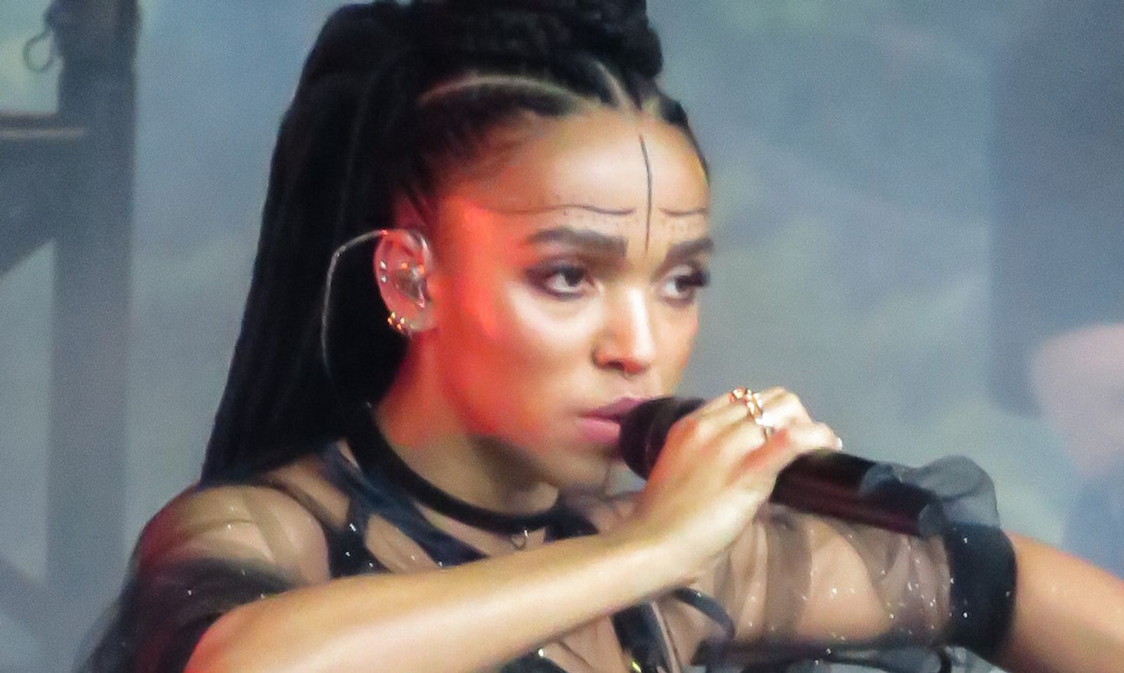 FKA Twigs Portrays Cam Model In Video, Fundraises for Sex Workers