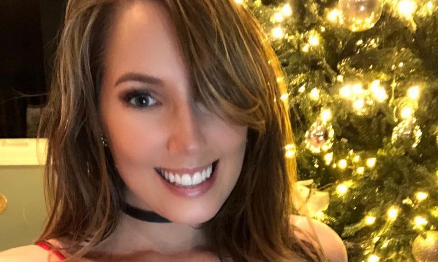 Brielle Day Invites Fans to Spend Christmas With Her on MFC