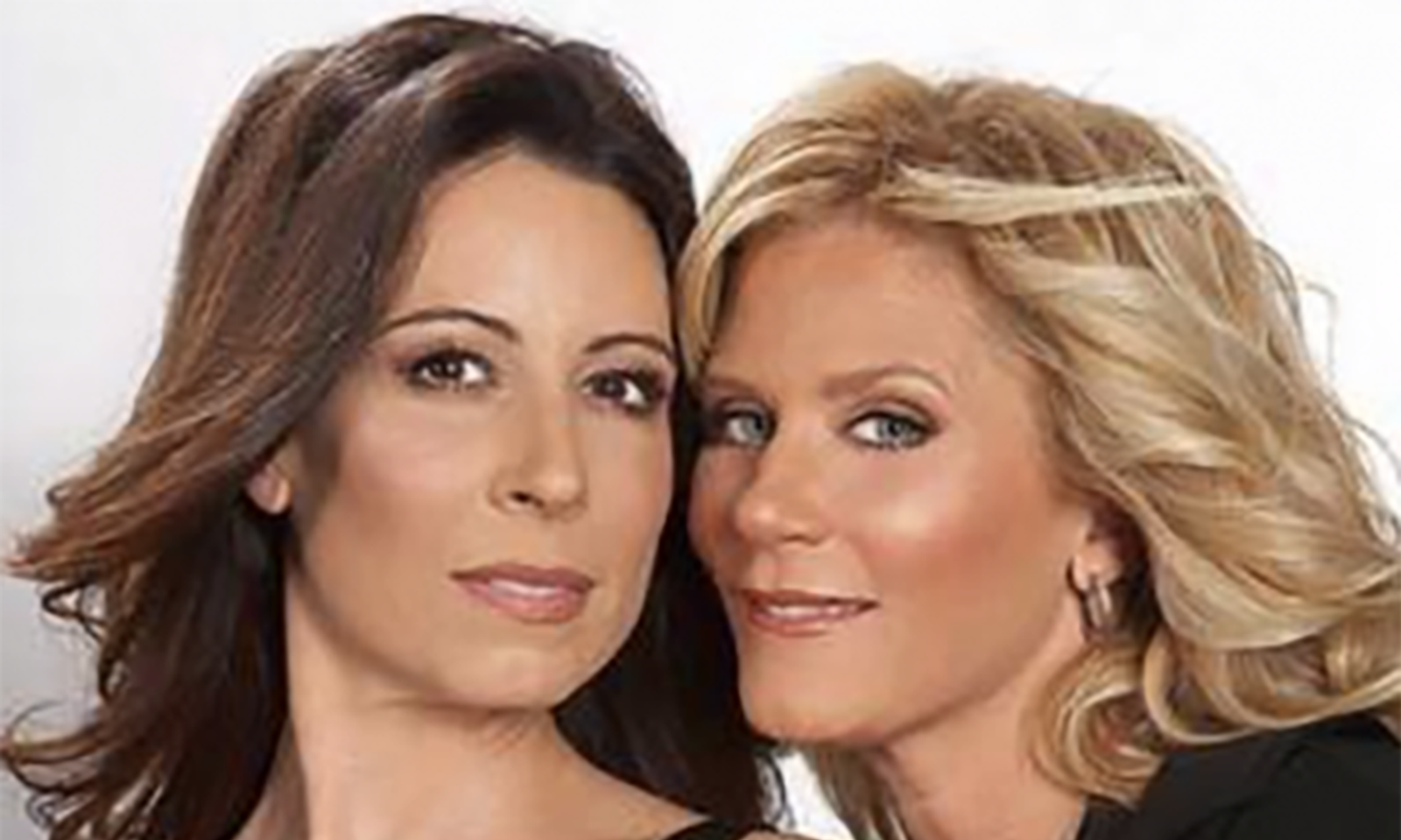 Christy Canyon & Ginger Lynn Allen Guest on 'Two Girls One Mic'