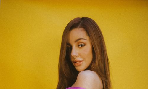 Vanna Bardot by GlitterFlick