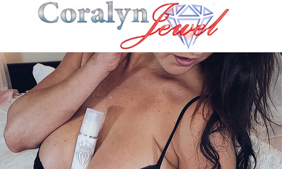 Coralyn Jewel Launches Site for Fans to Buy Her CBD Lube