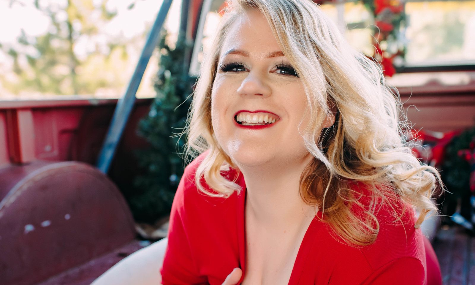 Curvy Mary to Guest Tonight on 'Ham Radio Podcast'