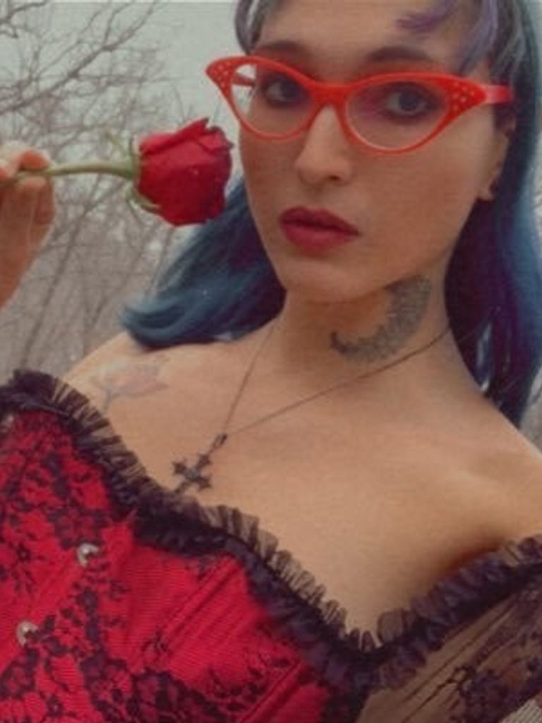 Flowergoth Roze