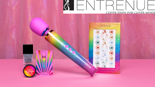 Entrenue Ships COTR's Rainbow Ombré Glitter Wand