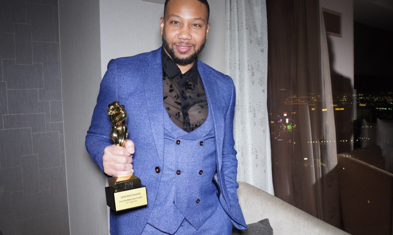 John Legendary Wins AVN Award for Favorite Male Indie Creator