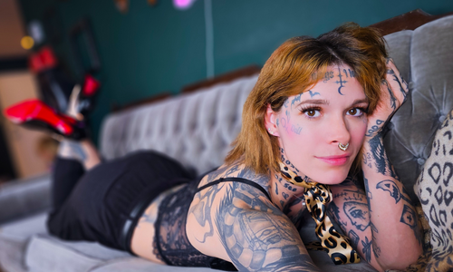 Amy Nosferatu Wins 'Ms. Unique' at TEAs; Gets Pornhub Awards Nom