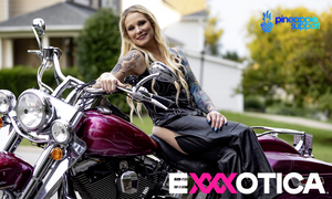 Mistress Kora Bell Appearing at Exxxotica Chicago This Weekend