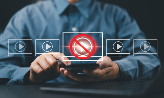 Texas Proposal Would Ban Social Media Usage for Minors