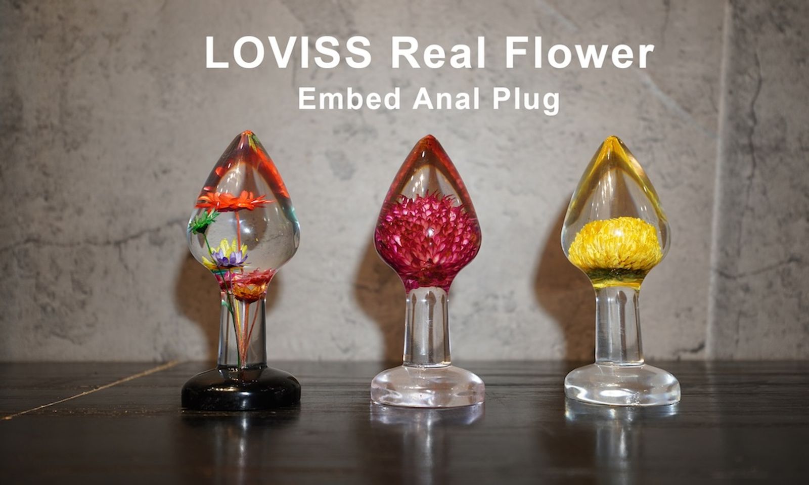 Loviss Debuts Flower-Embedded Clear Resin Plug