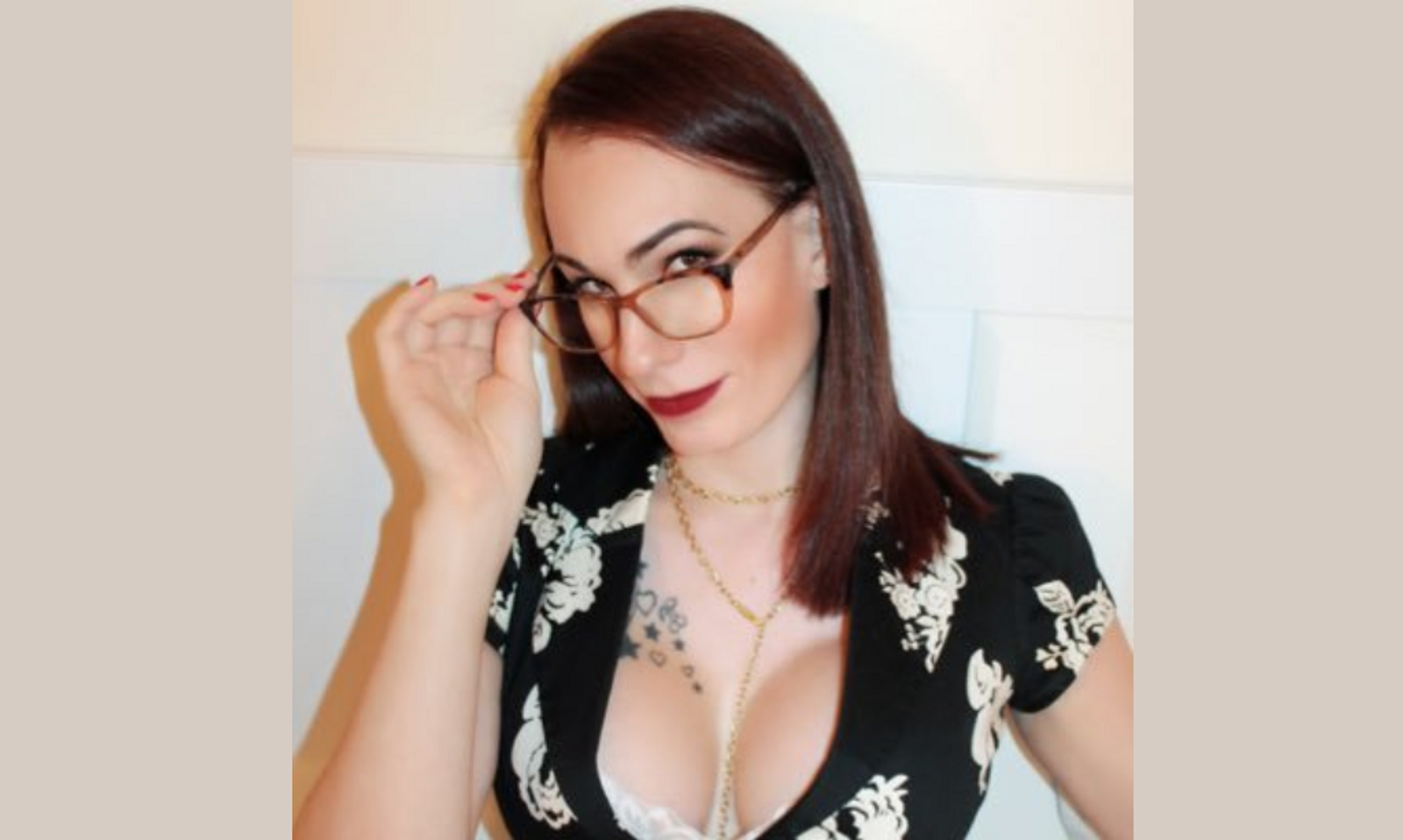Ms Julia Epiphany Interviewed by Adult Empire