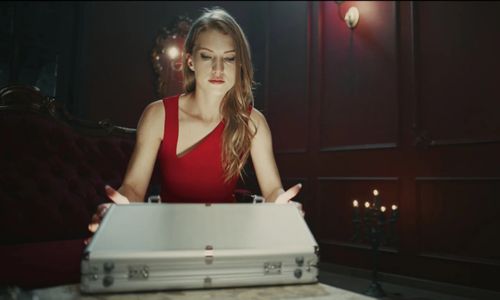 Octavia Red Headlines Vampired's 'A Deal's a Deal'