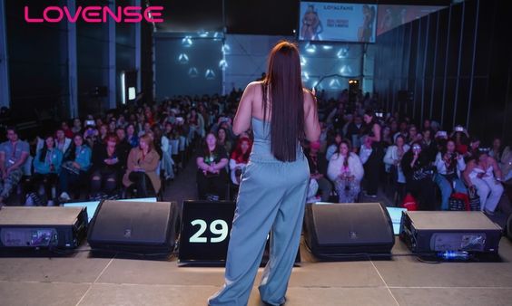 Lovense Attends Community Update 2025 Trade Show In Bogota