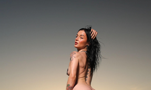 Rosalyn Sphinx Signs With OC Modeling