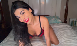 Jasmine Sherni Joins Indie Creator Platform APClips