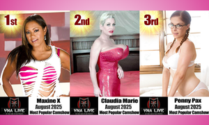 Maxine X Voted Top Cam Star for August on VNALive.com