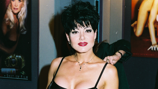 AVN Hall of Fame Star Jeanna Fine Passes Away