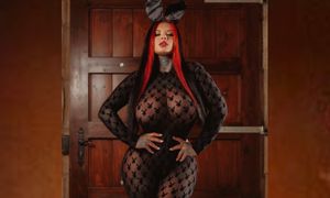 Sabien DeMonia Makes EnjoyX Debut