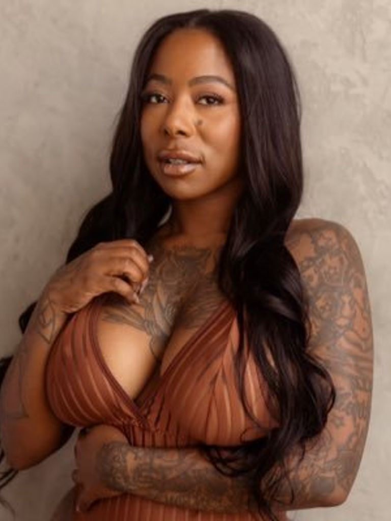 GoGo Zombi & Sir Goldey