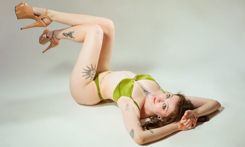 Sunny Daze Nominated for Favorite Cam Girl at 2026 AVN Fan Awards