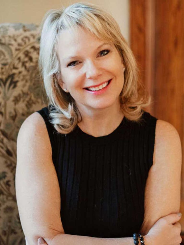 Dee Bertino (Fantasy Gifts NJ Manager)