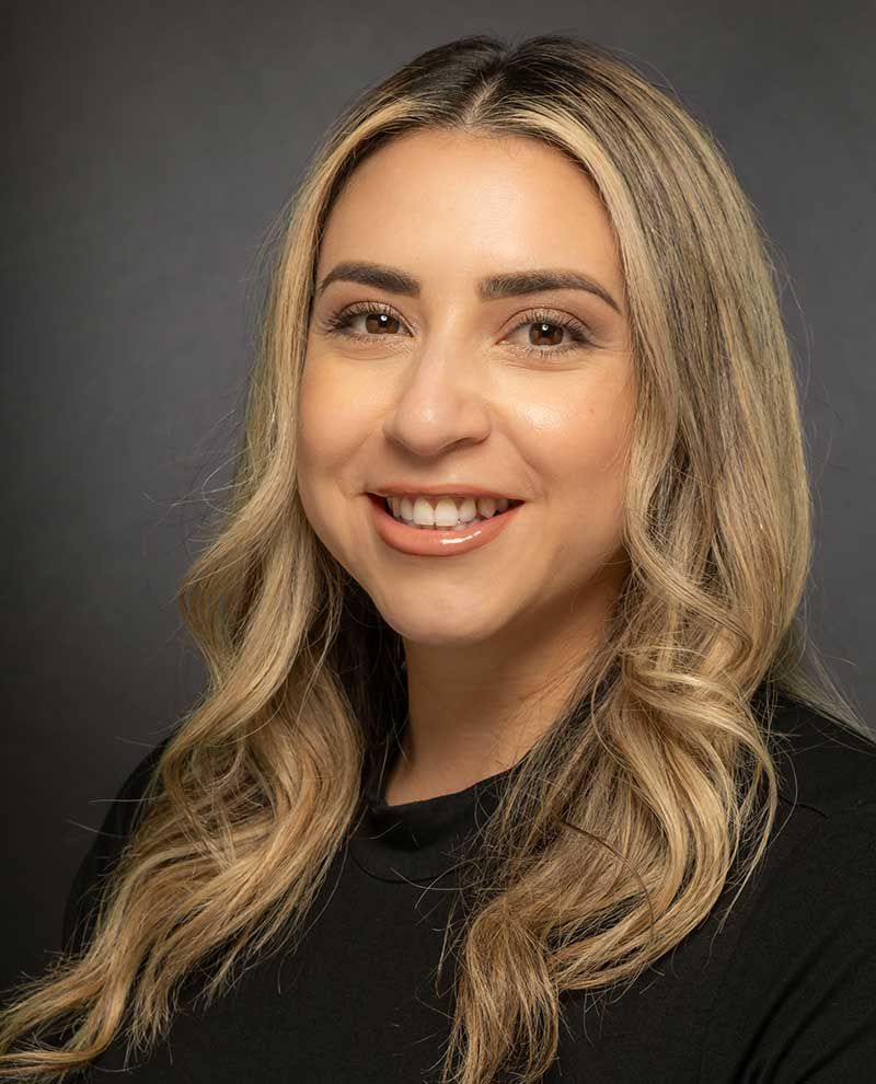 Mariana Cabanas (Road)