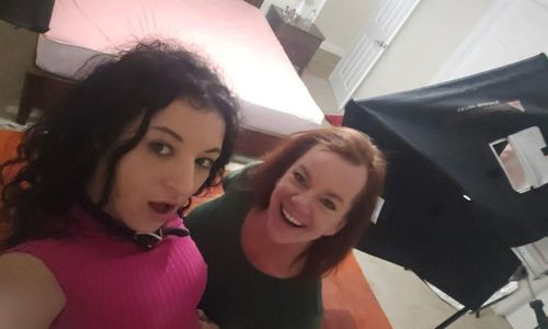 Ms. Amanda Shoots Her First Scenes for DesperateAmateurs.com