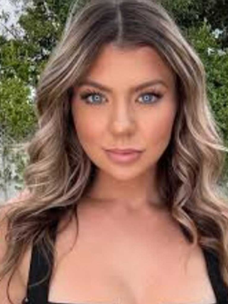 Brittany Greenberg (Manager)