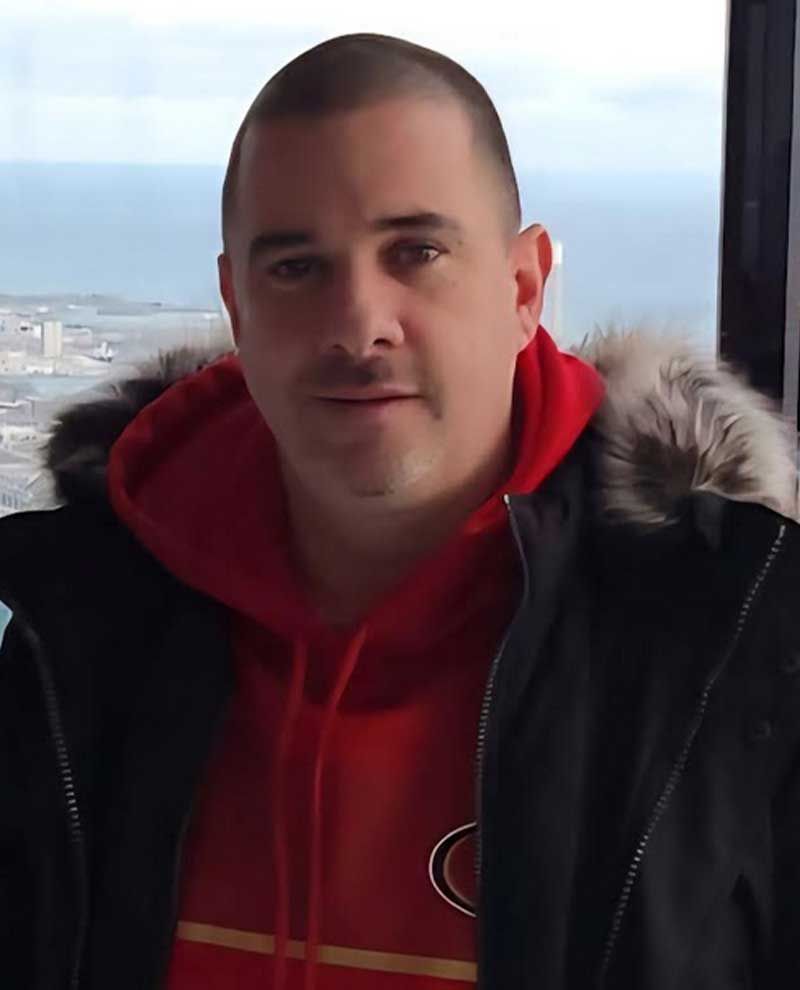 Chris Armstrong (Holiday Product Road)