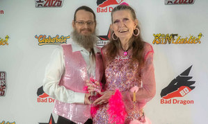 Cam Couple Sir Christopher & Sexy Sandra Injured in Car Wreck