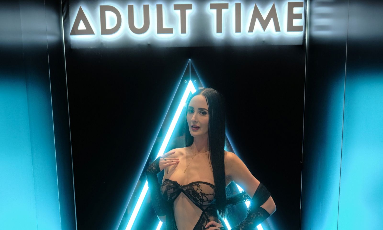 Violet Voss Appears on 'The Adult Time Podcast'