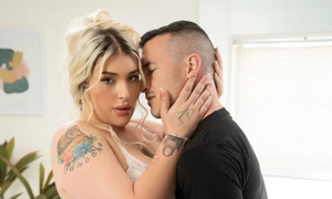 Derek Kage Joins Erotica Divine at TransAngels