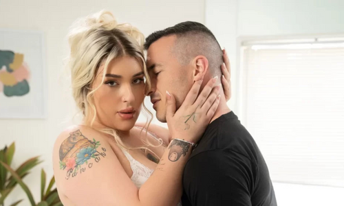 Derek Kage Joins Erotica Divine at TransAngels
