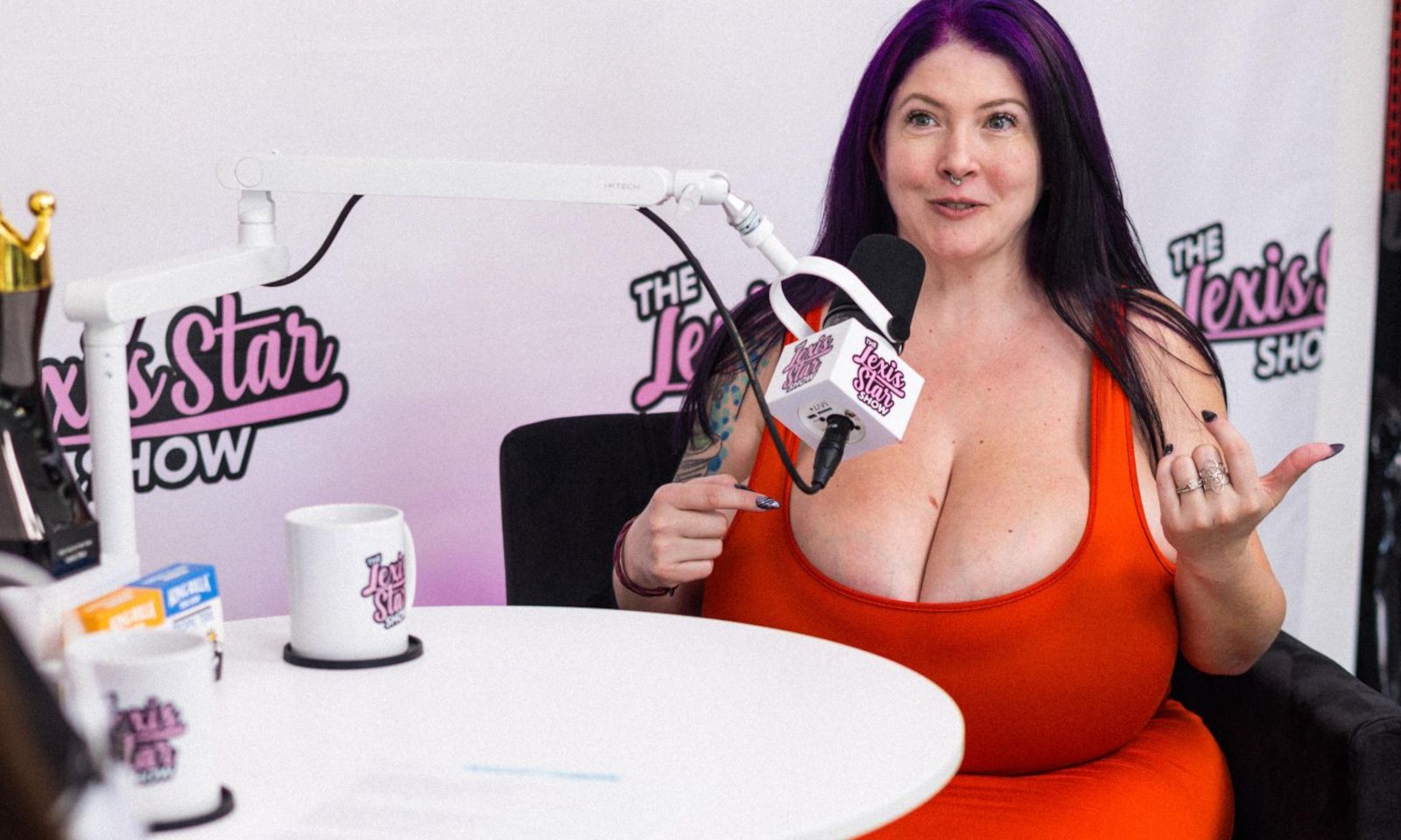 Content Creator Demora Avarice Guests on 'The Lexis Star Show'