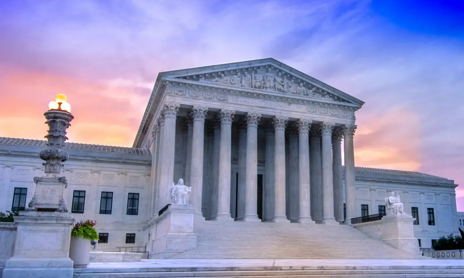 SCOTUS Allows Enforcement of Texas App Store AV Law
