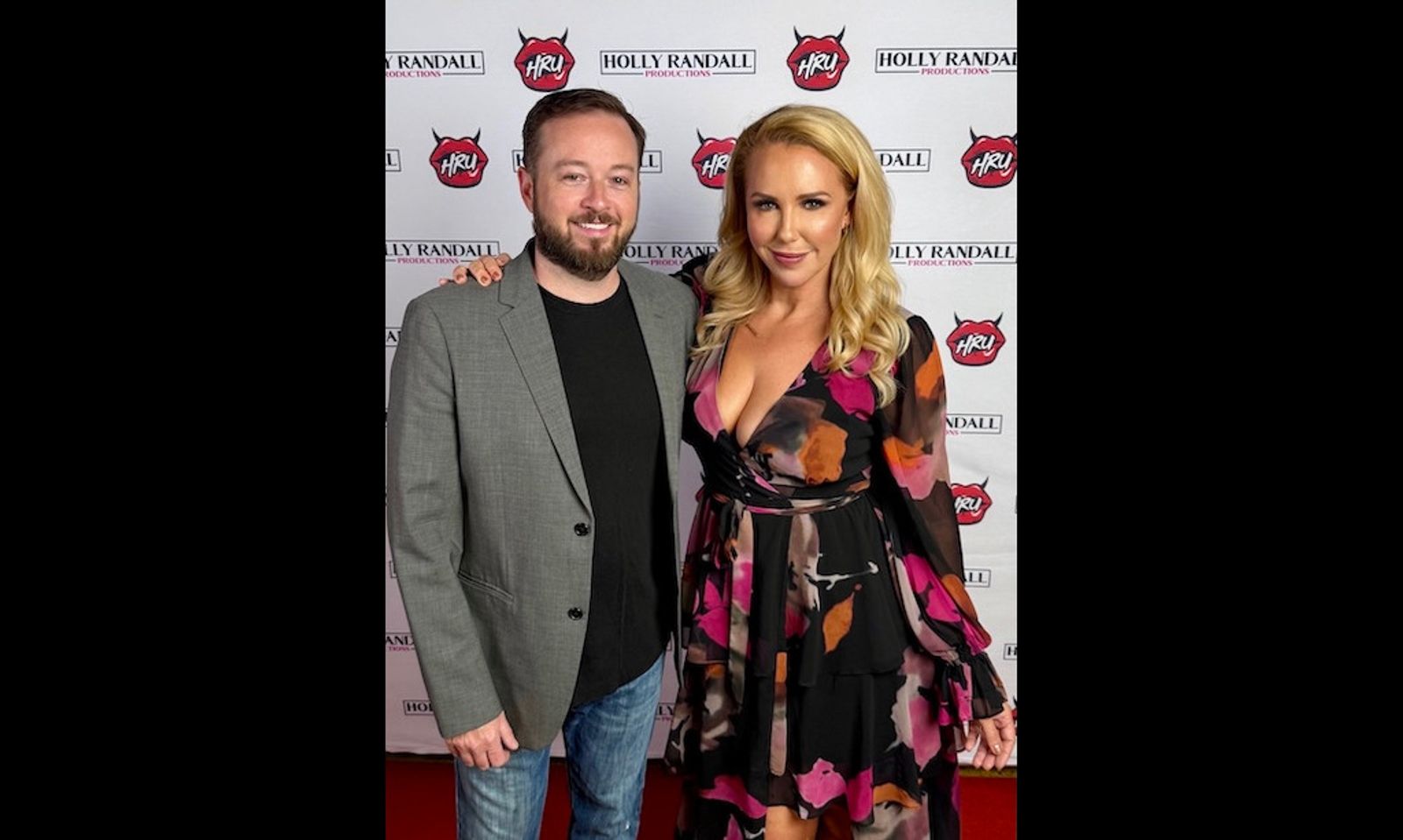 Holly Randall, Jeffrey John Hart Reunite for Stripchat Production