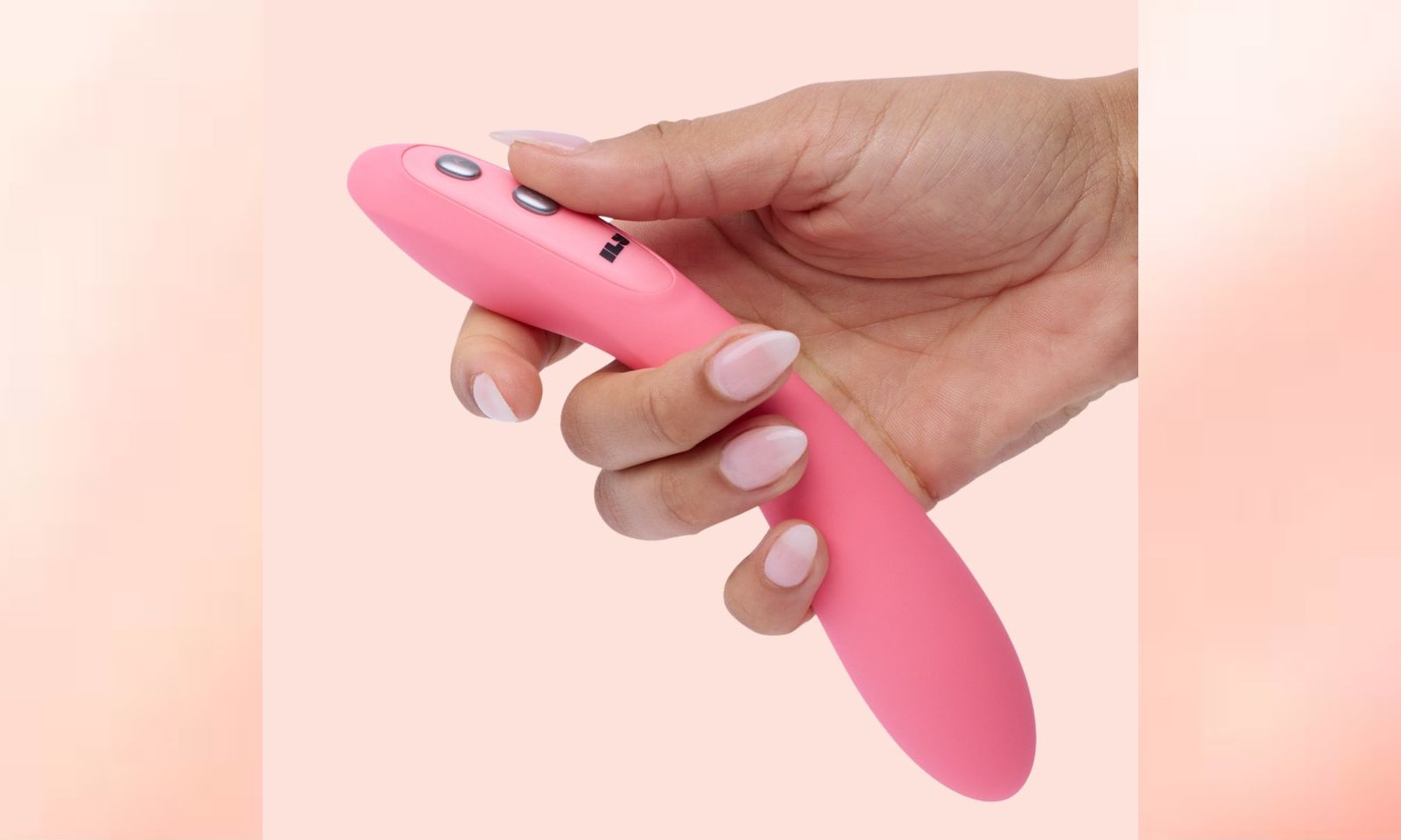 The Je Joue ILY Wand Featured in Vice Magazine, ANME