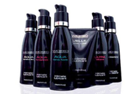 Wicked Sensual Care Named Best Lube Manufacturer at 2014 AVN Awards