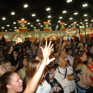 Erotica LA 2005 - Day 2 - Image 8451