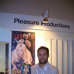 Photos from the 2004 Venus Fair in Berlin. - Image 13830