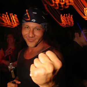 VSDA 2004 - Party - Image 14049