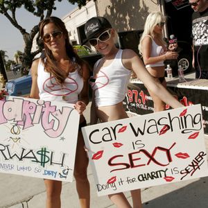 Spearmint Rhino Car Wash - Image 52917