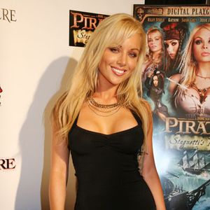 Pirates II: Stagnetti's Revenge Premiere - Image 60123